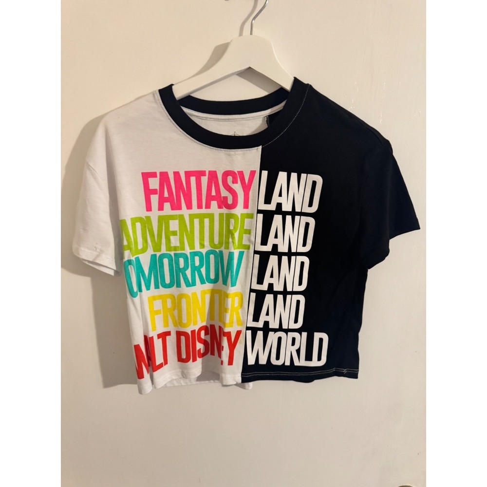 Disneyworld Parks‎ LANDS Crop Tee